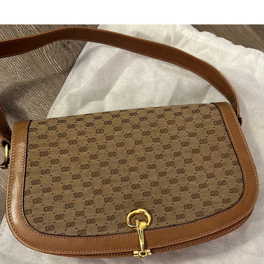 Gucci Vintage Monogrammed Crossbody Bag EUC G000